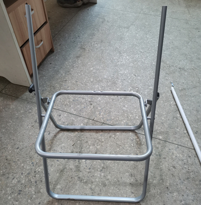 粉末で塗装された銀室内金属家具 スタンド金属ソファのフレーム