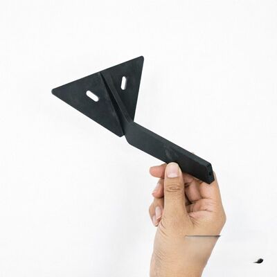 カスタマイズされた直径の鉄パイプ脚足はほとんどの家具の脚にフィットします 安定性と長寿命のために設計された頑丈な鉄の脚